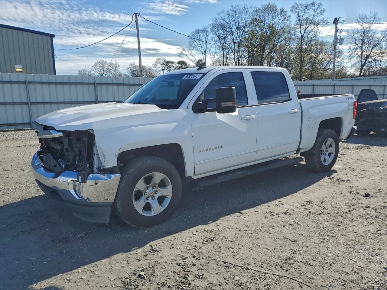 2018 Chevrolet All models VIN 3GCUKREC9JG572233 photo 1