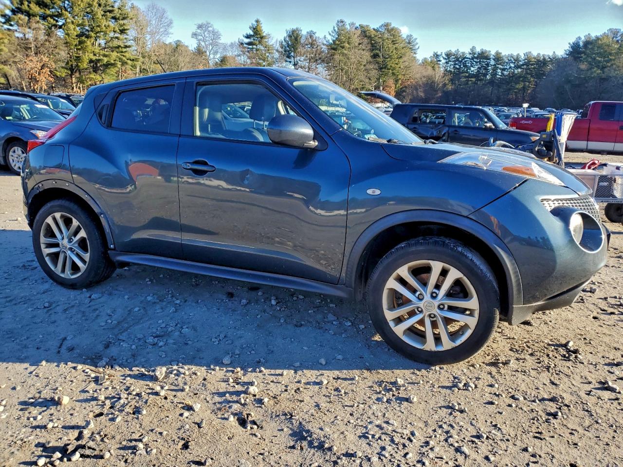 2013 Nissan Juke VIN JN8AF5MVXDT210801 photo 4