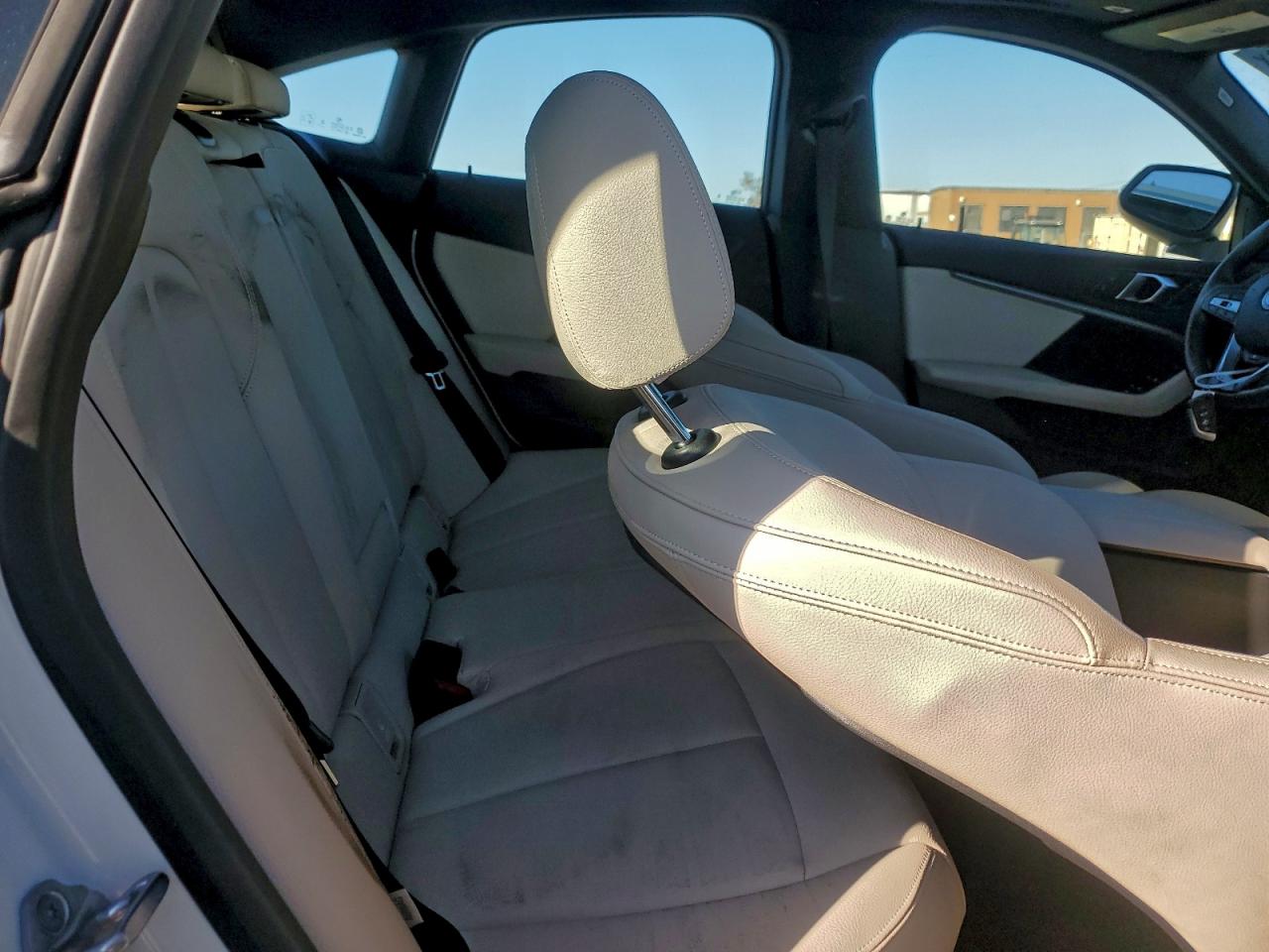 2024 BMW 2 series VIN WBA73AK08R7R43697 photo 10