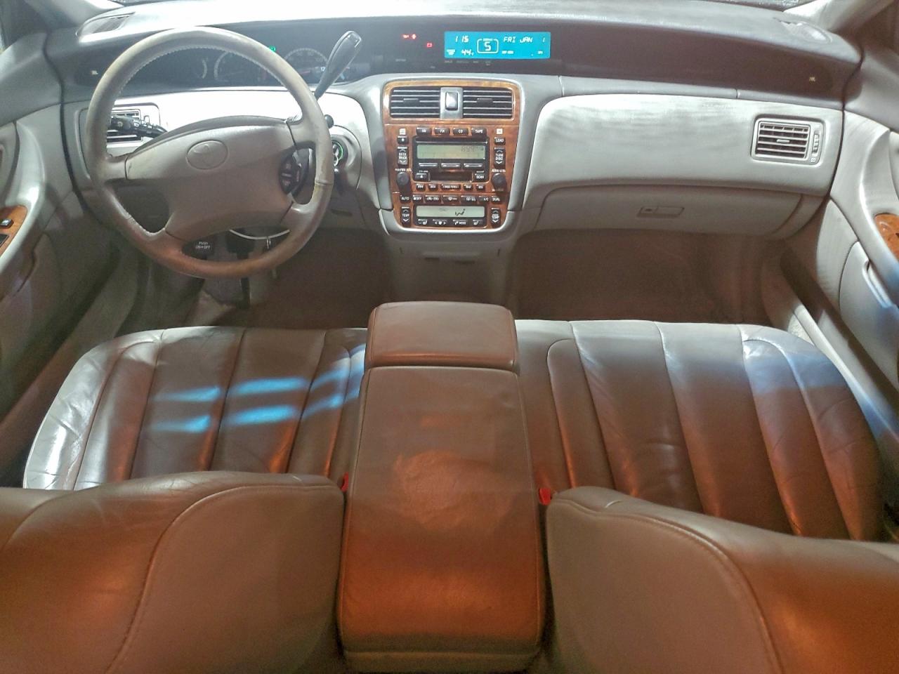 2001 Toyota Avalon VIN 4T1BF28B41U167296 photo 8
