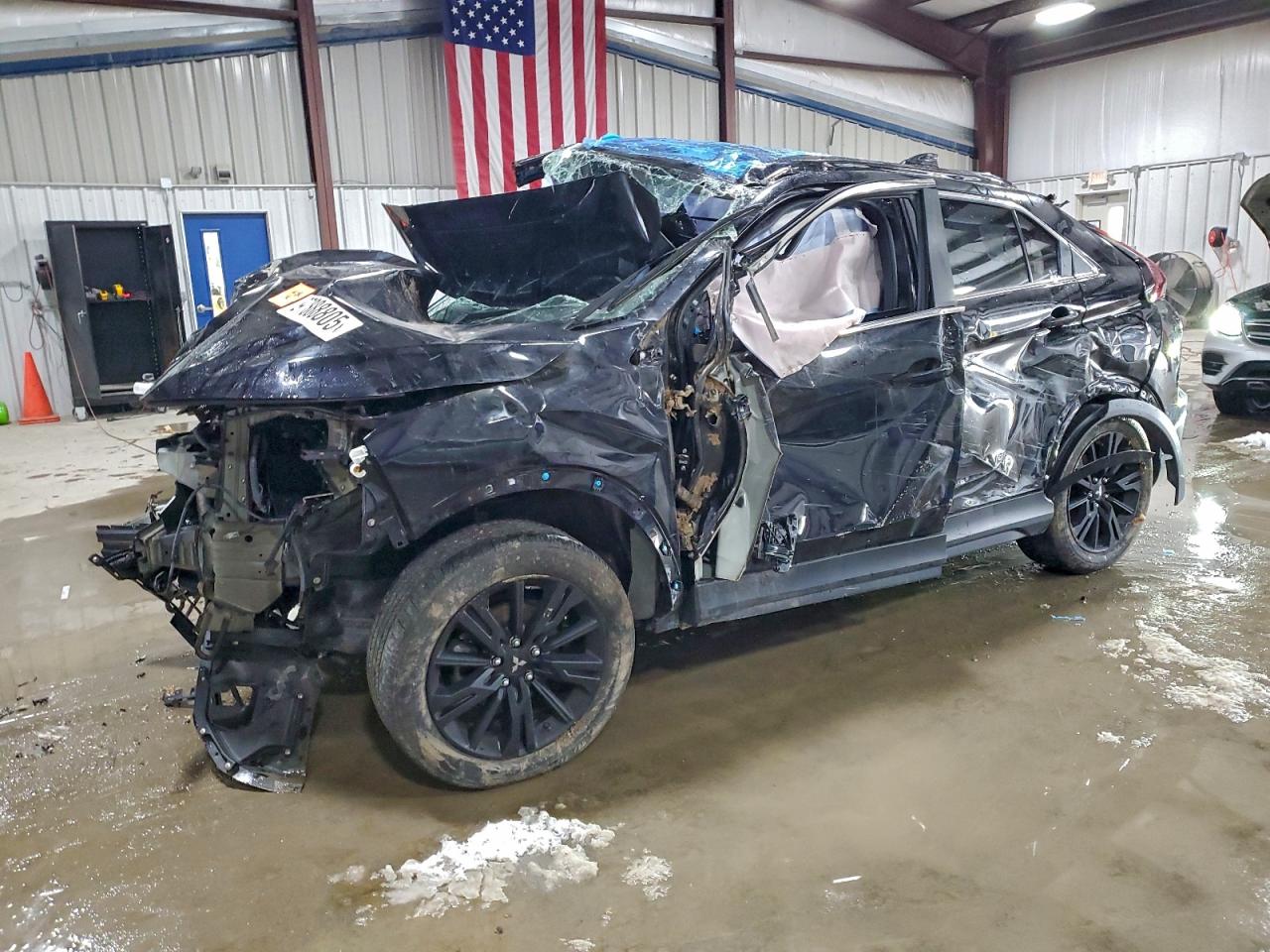 2024 Mitsubishi ECLIPSE VIN JA4ATVAA1RZ066737 photo 1