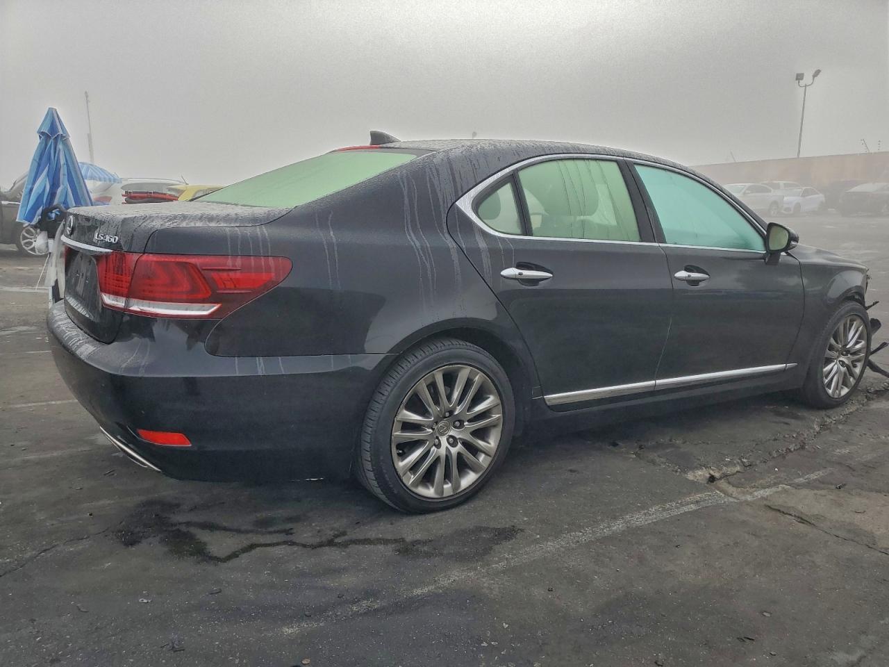 2016 Lexus Ls460 VIN JTHBL5EF8G5142859 photo 3