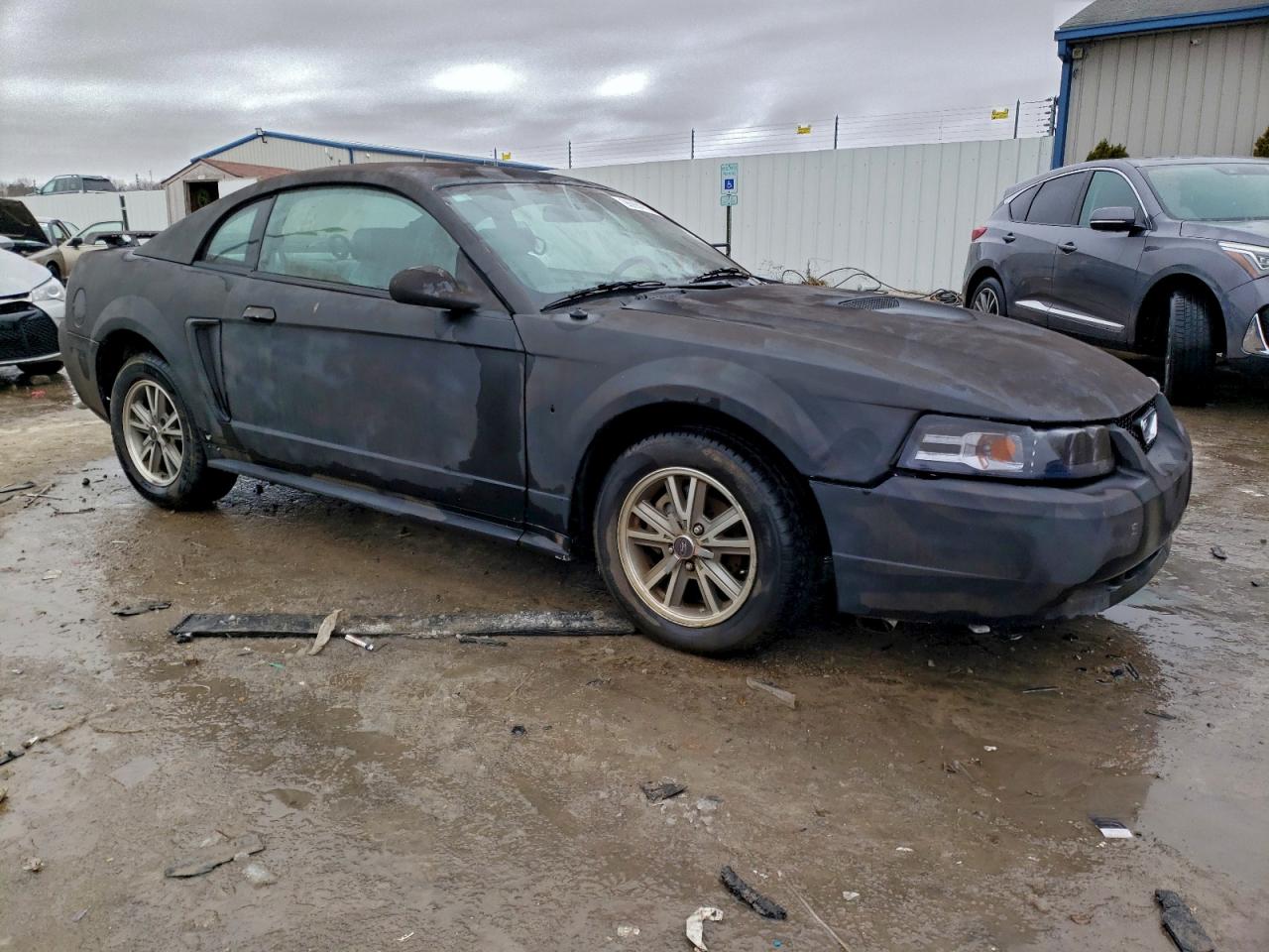 2002 Ford Mustang VIN 1FAFP40472F223304 photo 4