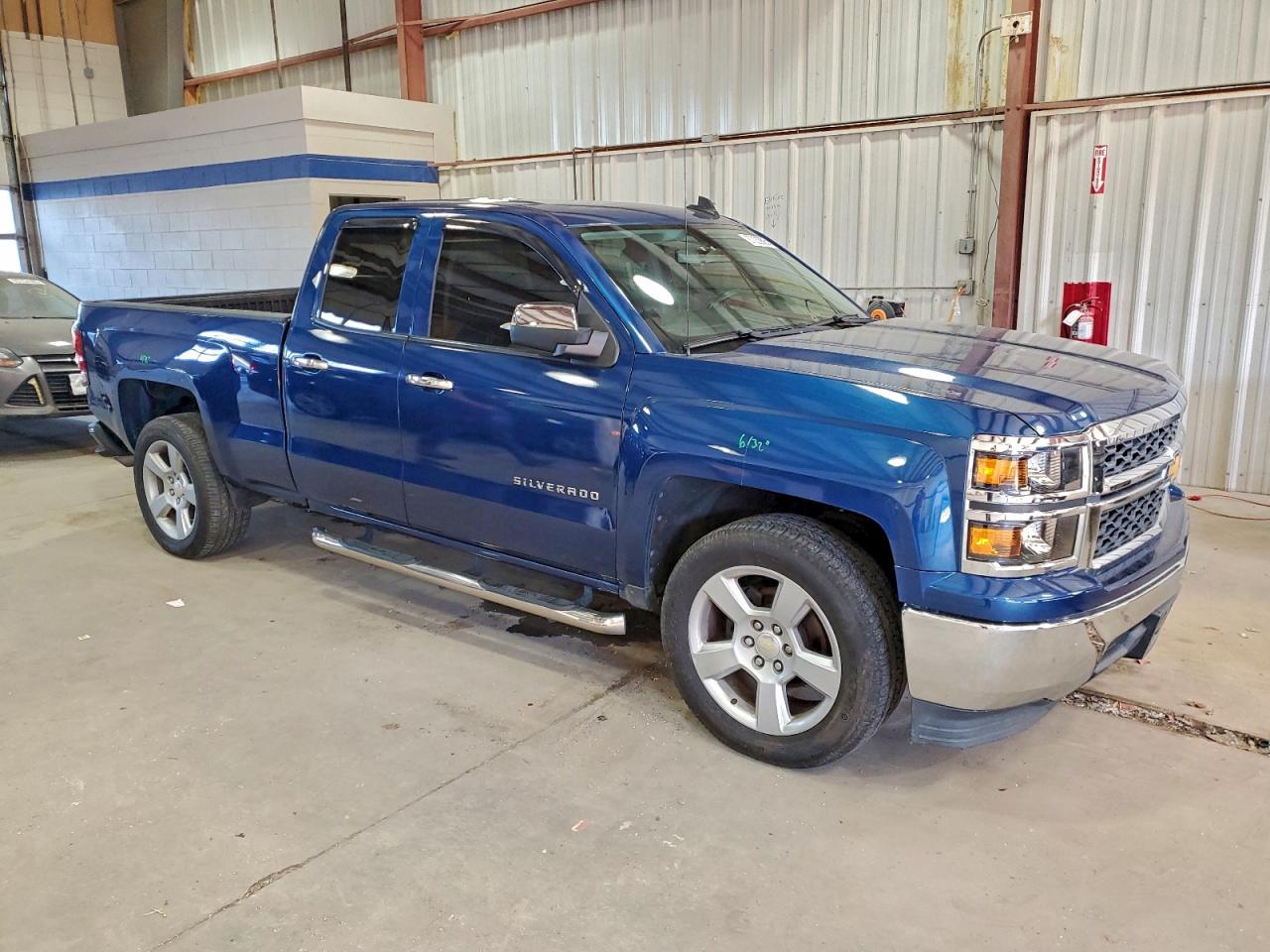 2015 Chevrolet All models VIN 1GCRCPEC8FZ349812 photo 4