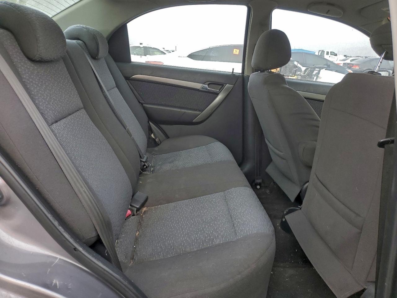 2007 Chevrolet Aveo VIN KL1TG56627B103878 photo 10