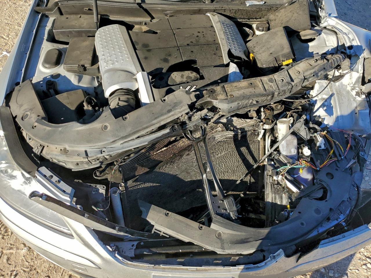2011 Hyundai Genesis VIN KMHGC4DE4BU140689 photo 11