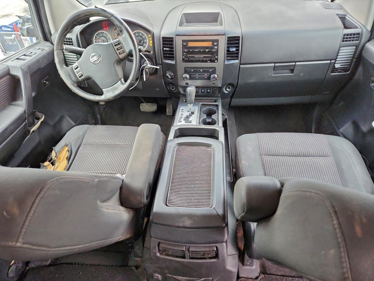 2010 Nissan TITAN VIN 1N6AA0EC4AN314451 photo 8
