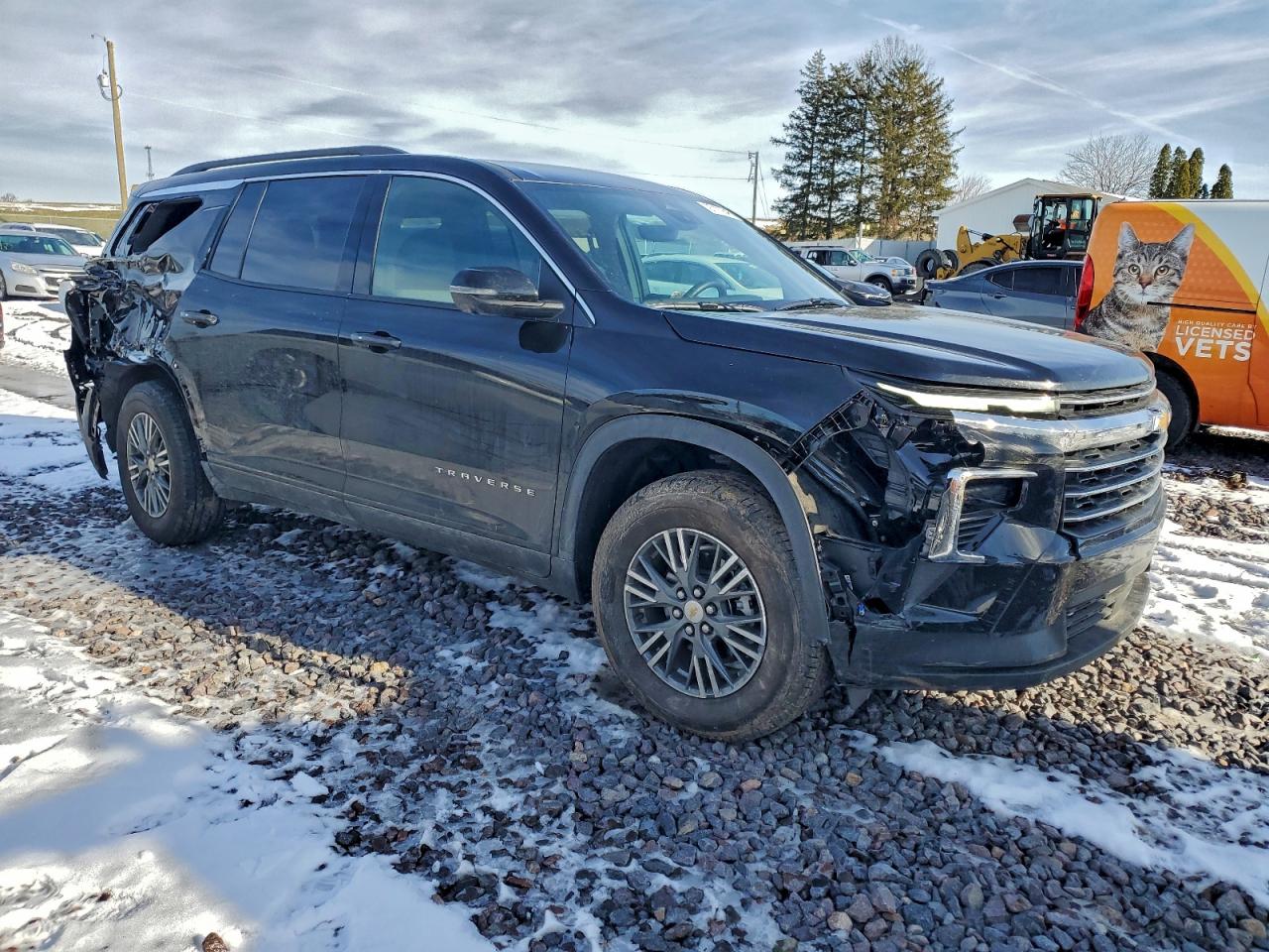 2026 Chevrolet Traverse VIN 1GNERGKS2TJ121475 photo 4