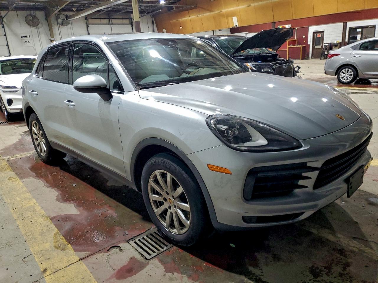 2023 PORSCHE Cayenne VIN WP1AA2AY2PDA05400 photo 4