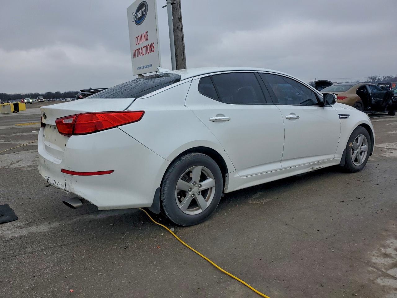 2014 Kia Optima VIN 5XXGM4A70EG277632 photo 3