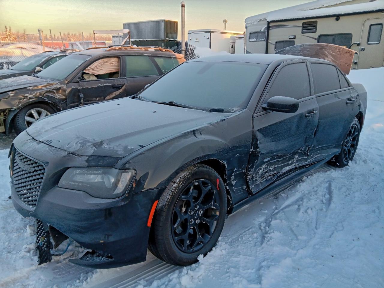 2020 Chrysler 300 VIN 2C3CCARGXLH169019 photo 1