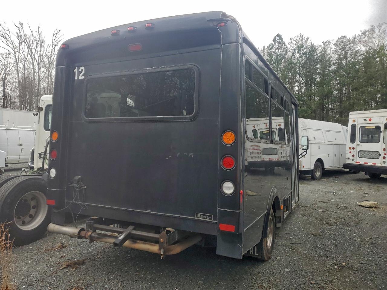 2011 CHEVROLET Express VIN 1GB3G3BL7B1180967 photo 4