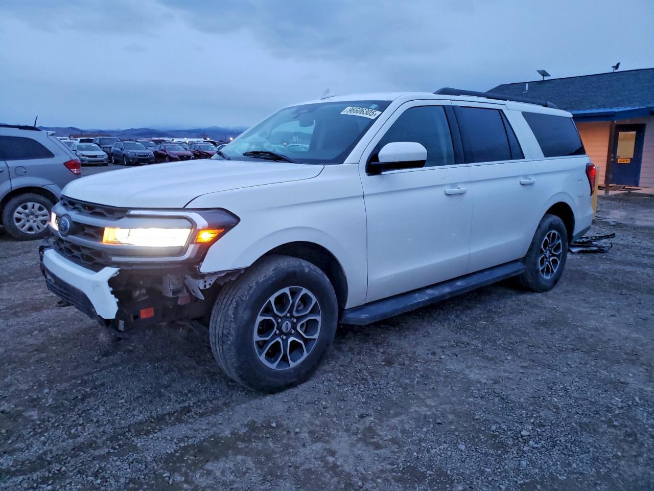 2023 Ford Expedition VIN 1FMJK1J83PEA05937 photo 1