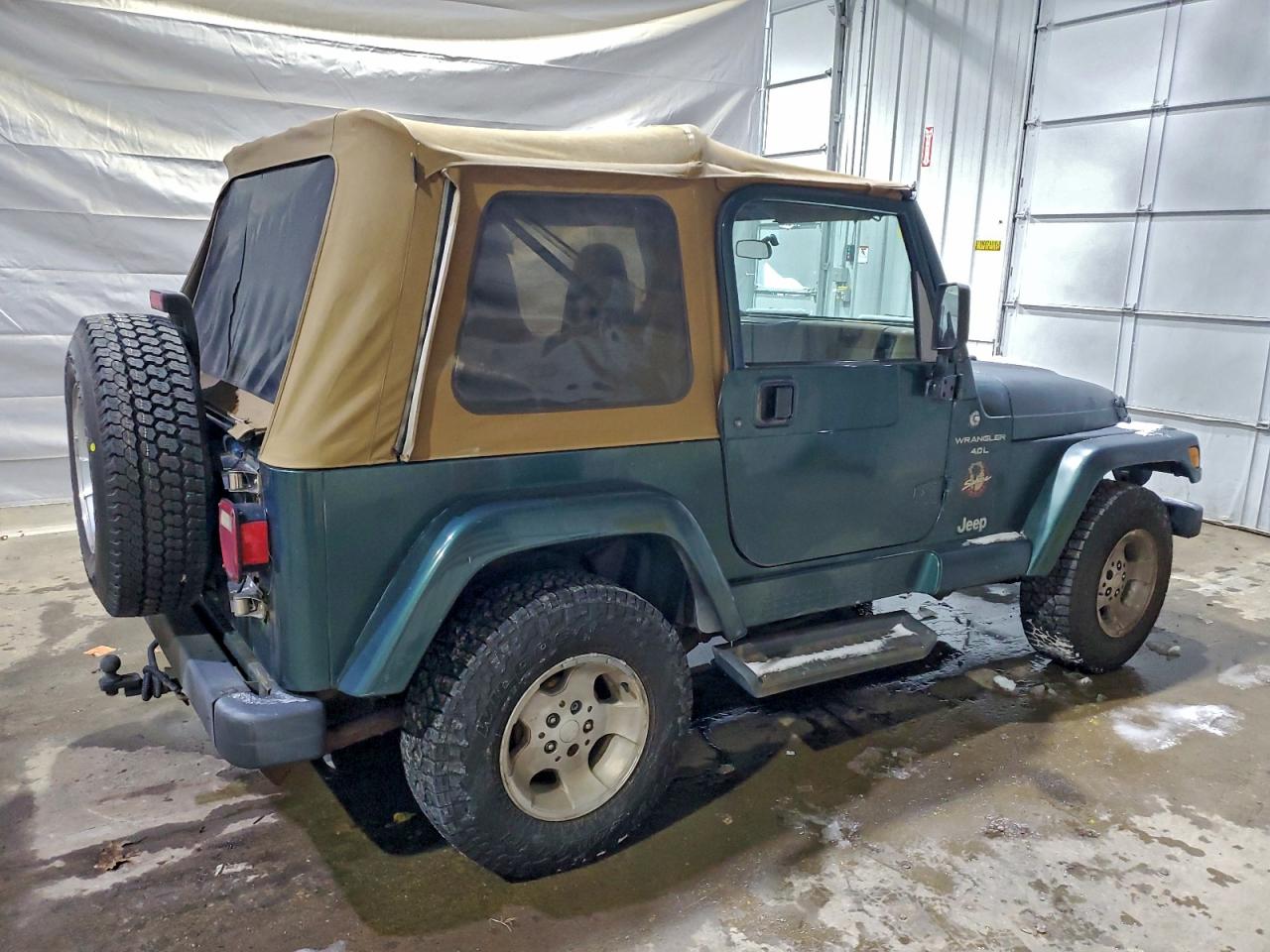 2001 Jeep Wrangler / VIN 1J4FA59S81P368440 photo 3