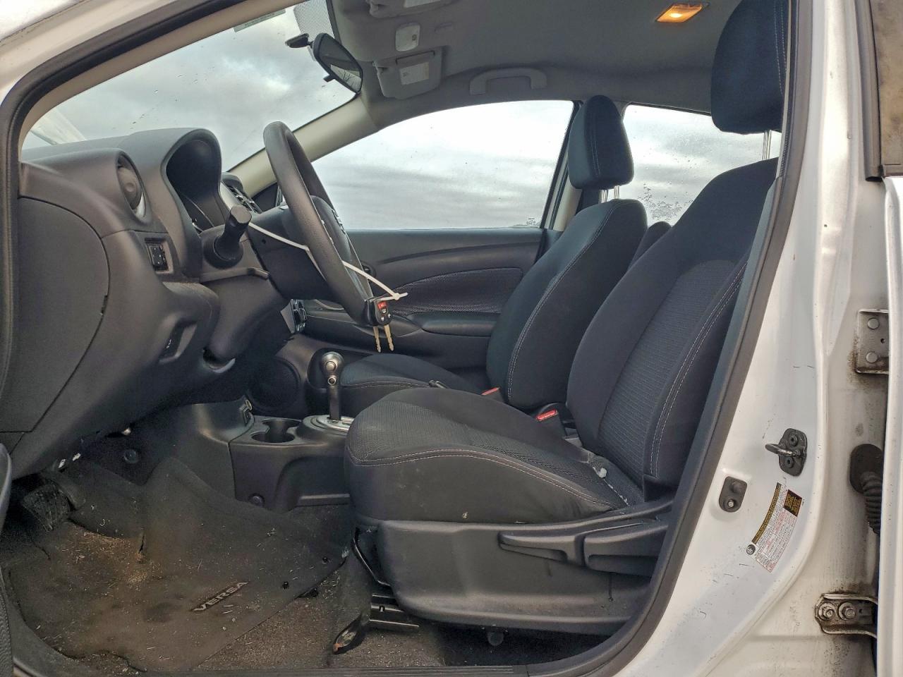2017 NISS Versa VIN 3N1CN7AP2HL830984 photo 7