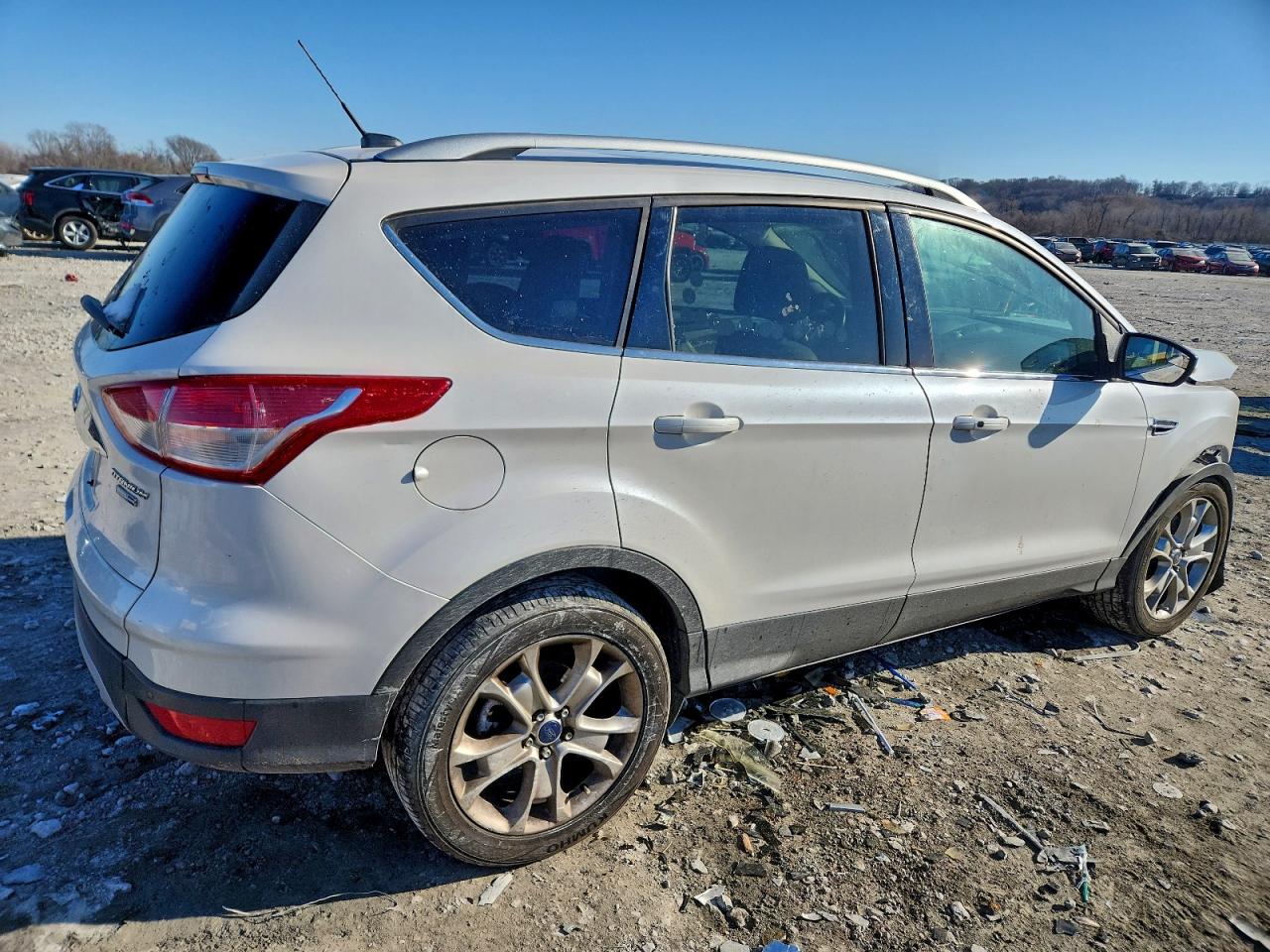 2015 Ford Escape VIN 1FMCU9J91FUC40884 photo 3