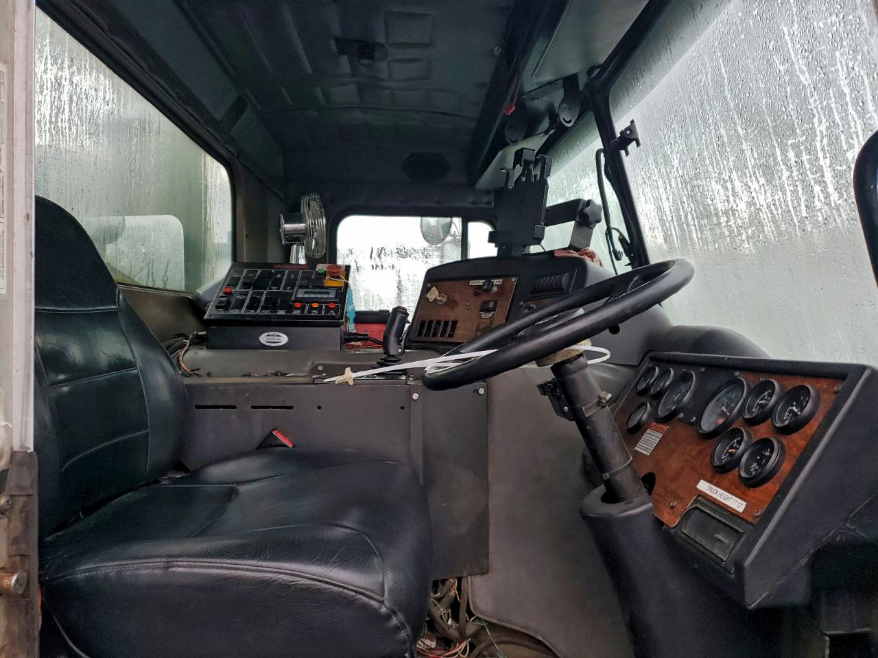 2006 PETERBILT All models VIN 1NPZLD9X46D716710 photo 5