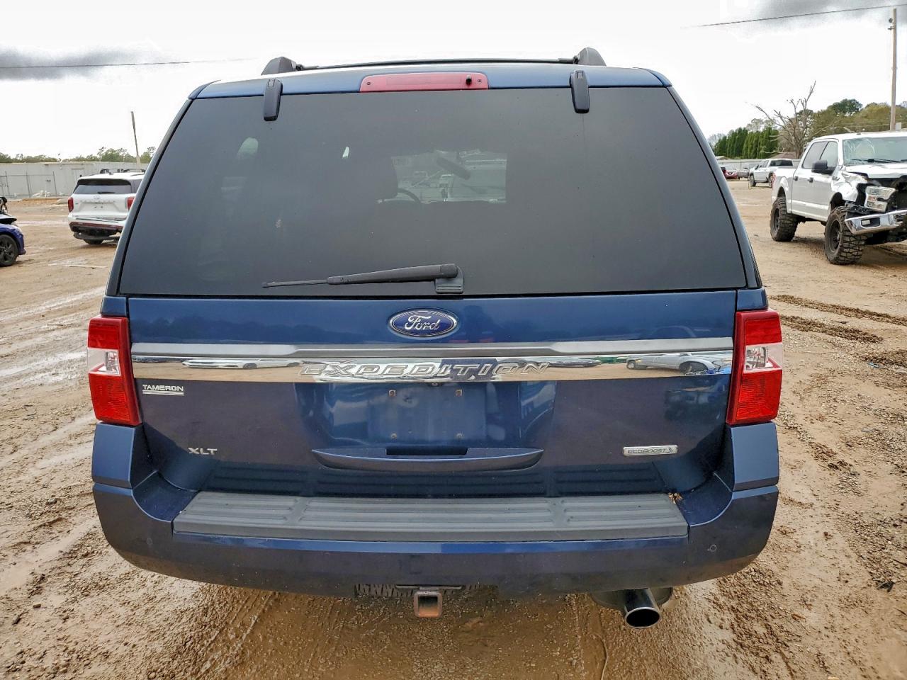 2017 Ford Expedition VIN 1FMJU1JT0HEA33288 photo 6