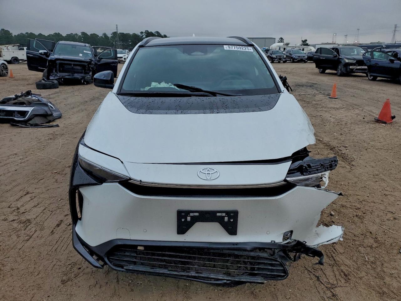 2024 Toyota Bz4x xle VIN JTMAAAAA6RA030237 photo 5