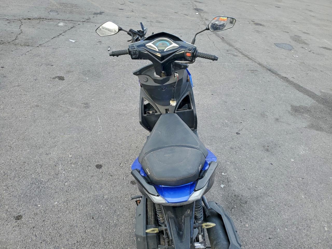 2011 OTHER Scooterlif VIN LBBTEBAA6BB740266 photo 6