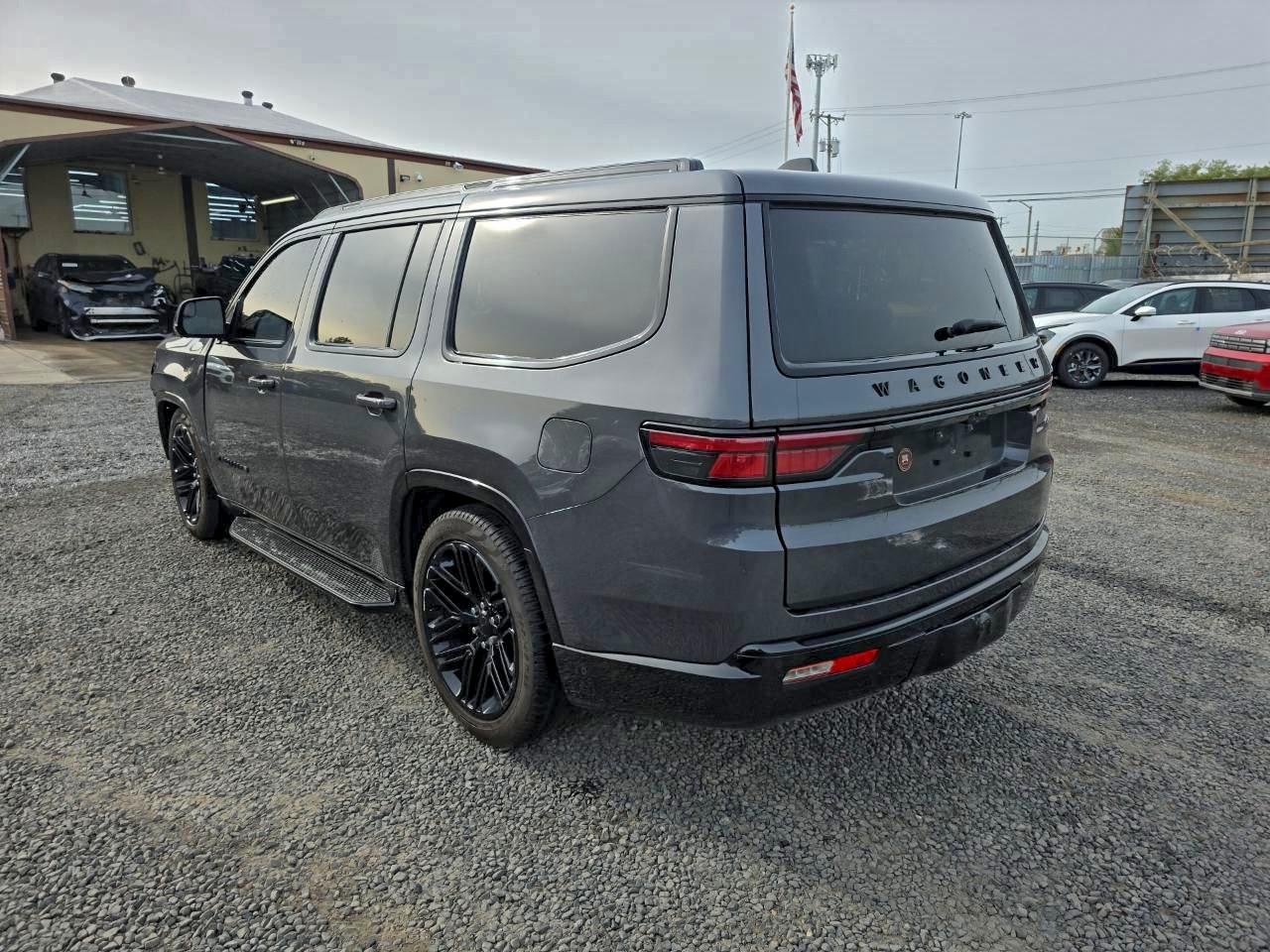2024 JEEP Wagoneer VIN 1C4SJVBP1RS133669 photo 2