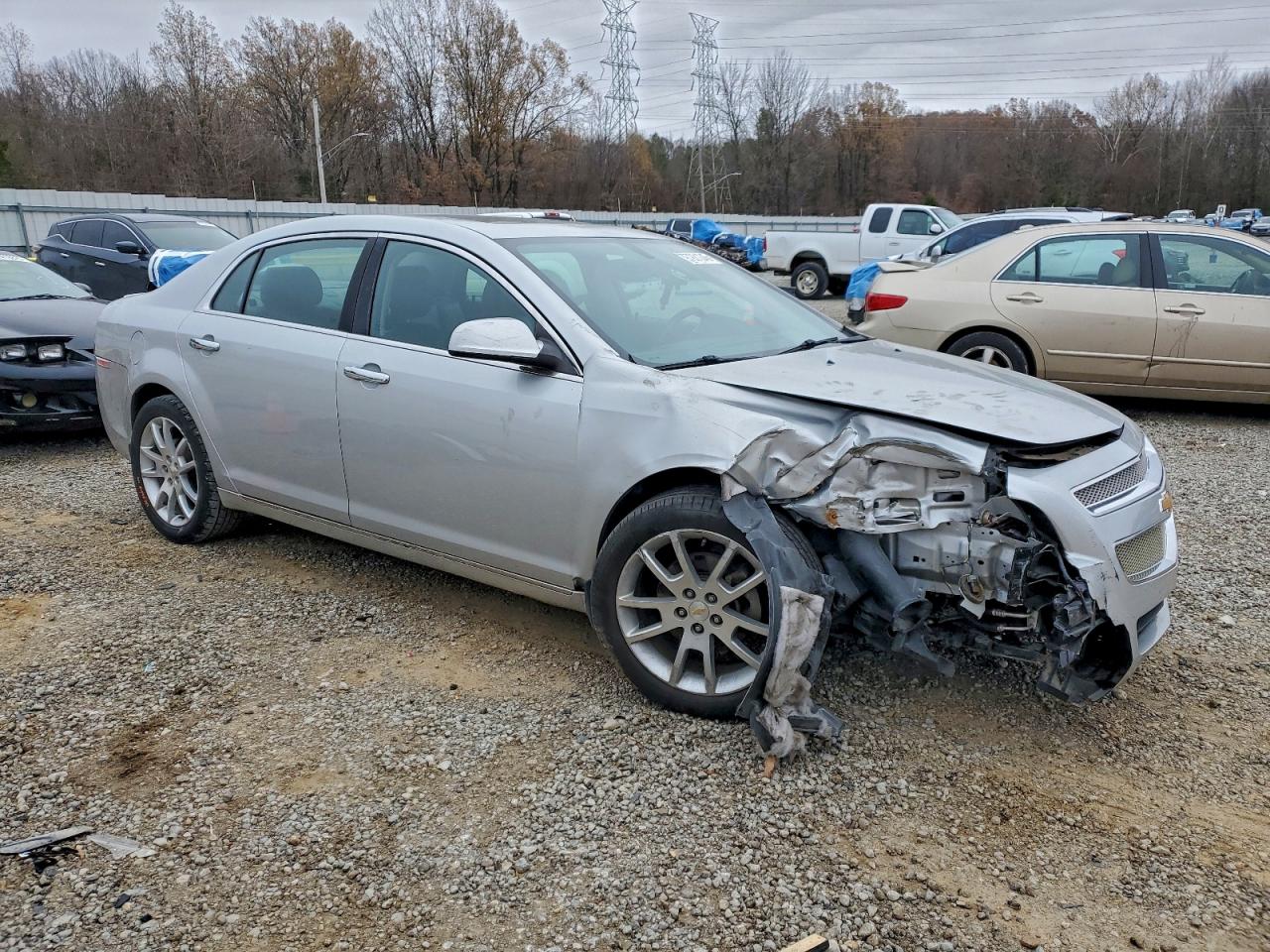 2012 Chev Malibu VIN 1G1ZG5E70CF117075 photo 4