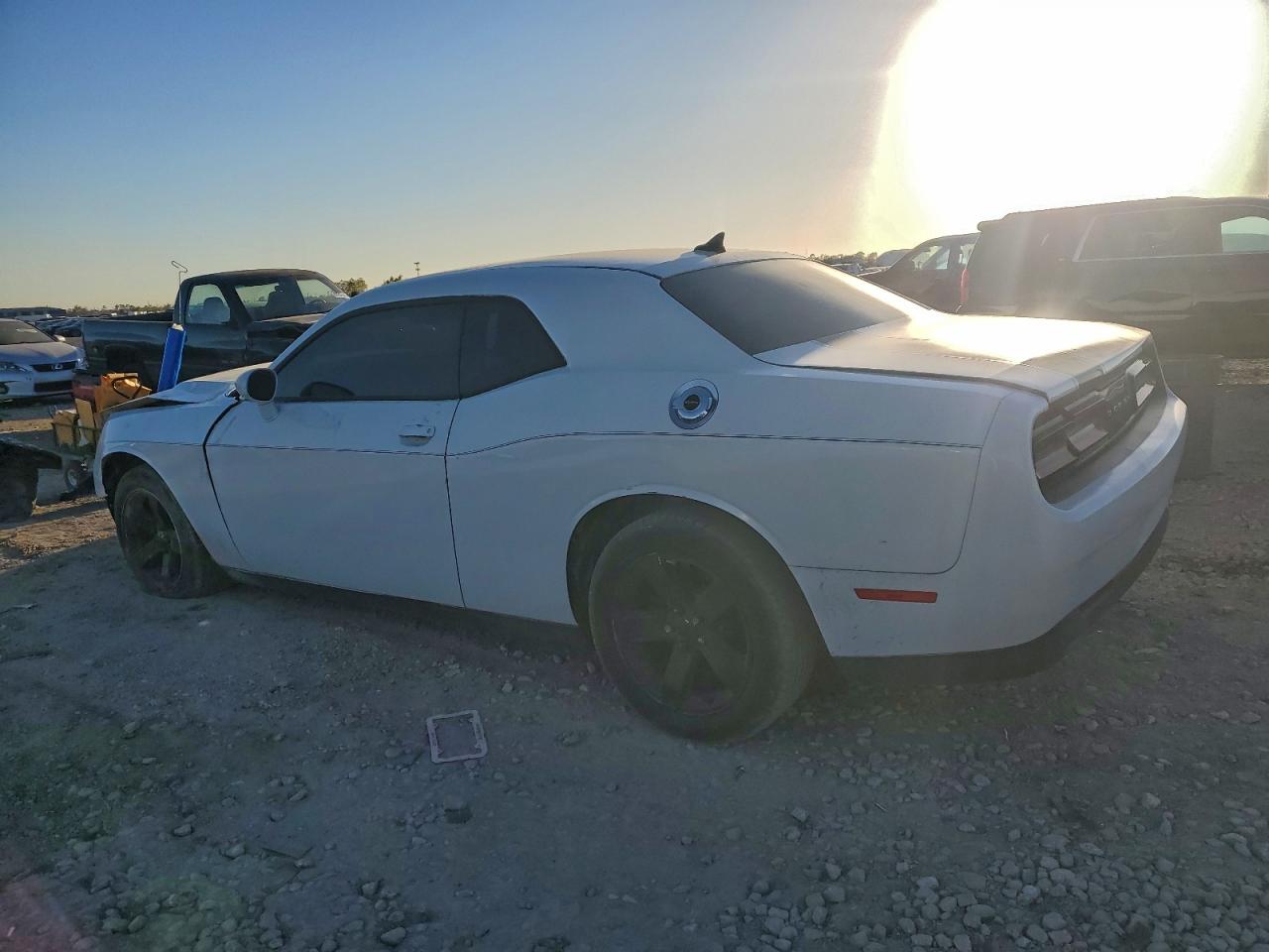 2015 Dodge Challenger VIN 2C3CDZAG7FH708594 photo 2