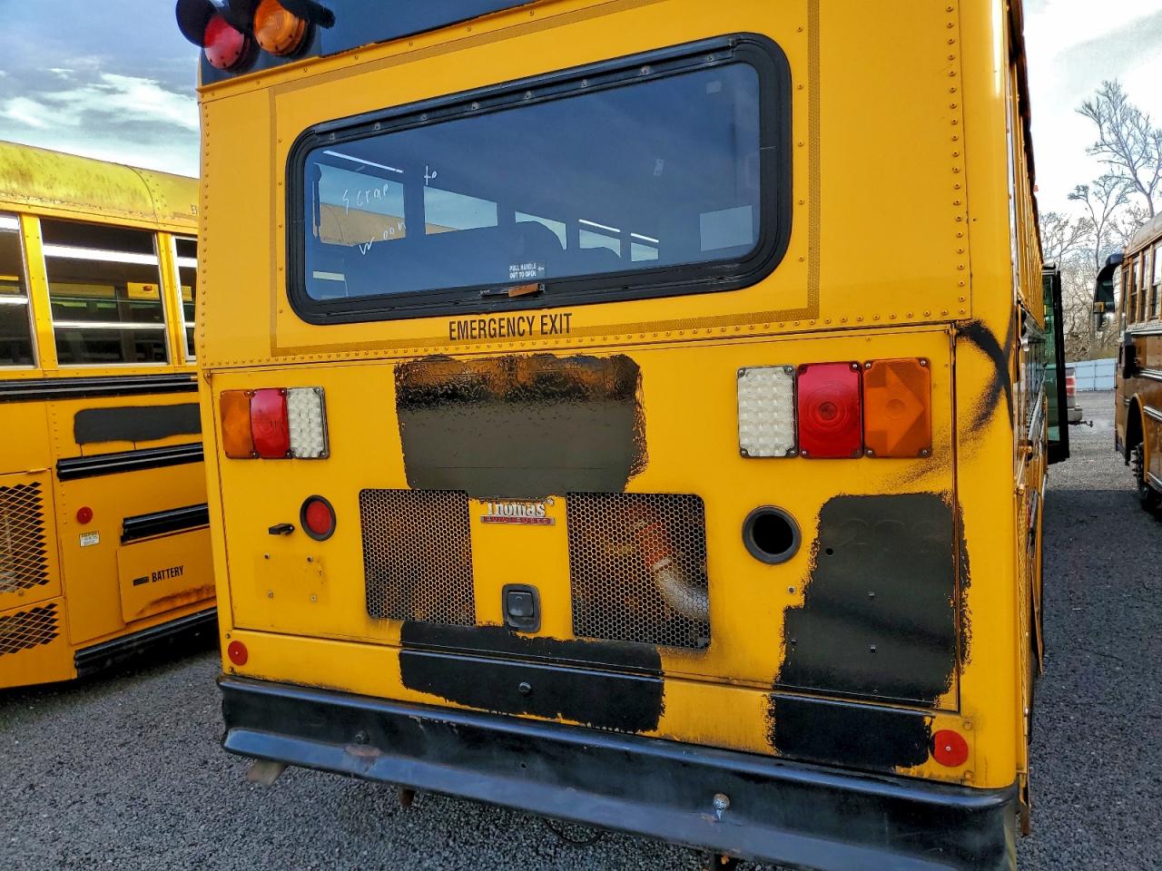 2012 THOMAS Saf-t-line VIN 1T7YN4E21C1149993 photo 9
