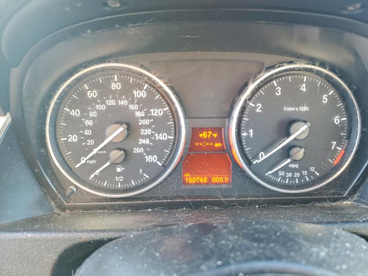 2013 BMW X1 VIN WBAVM1C54DVW42511 photo 9