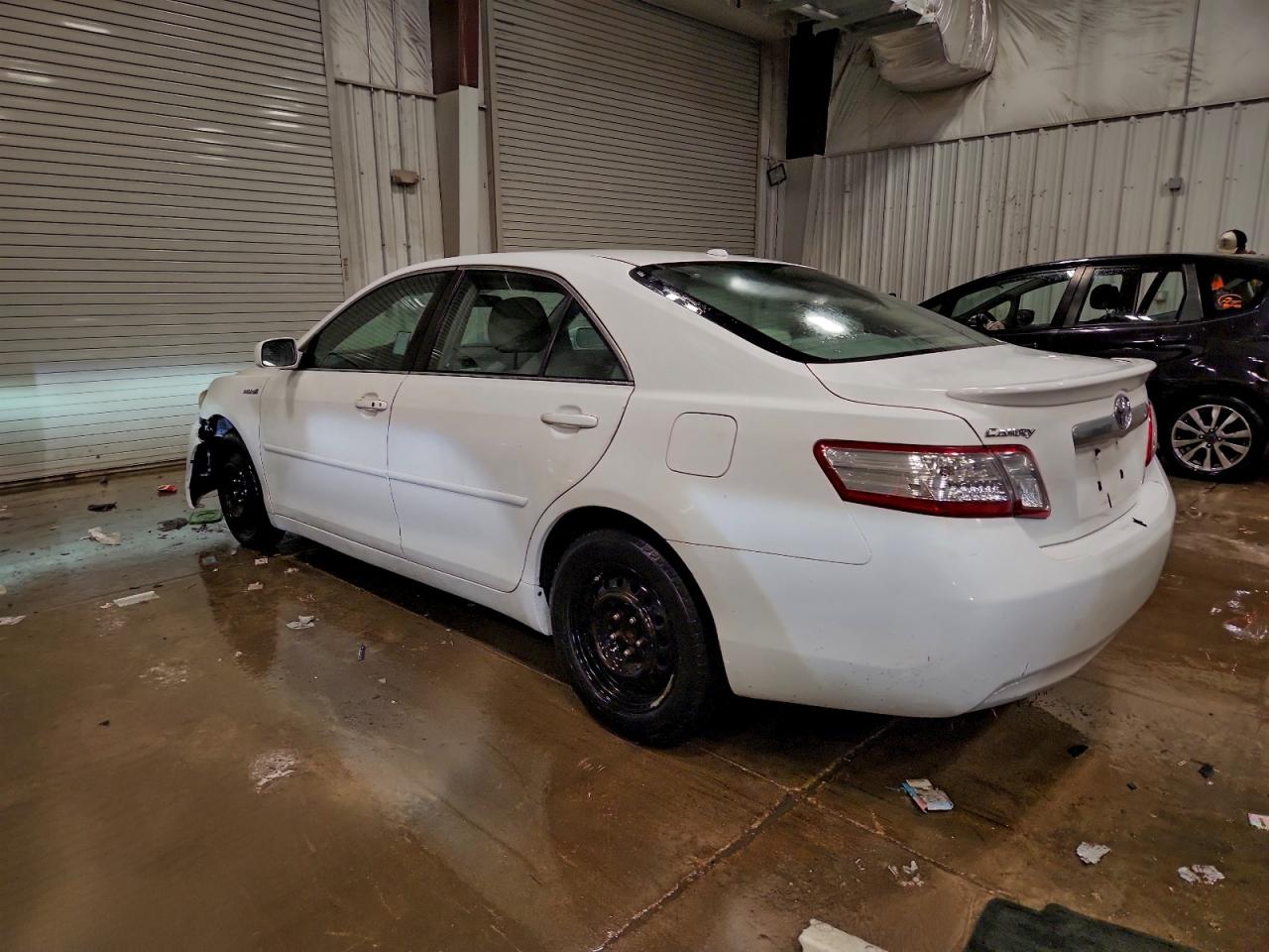 2011 Toyota Camry sola VIN 4T1BB3EK1BU143237 photo 2