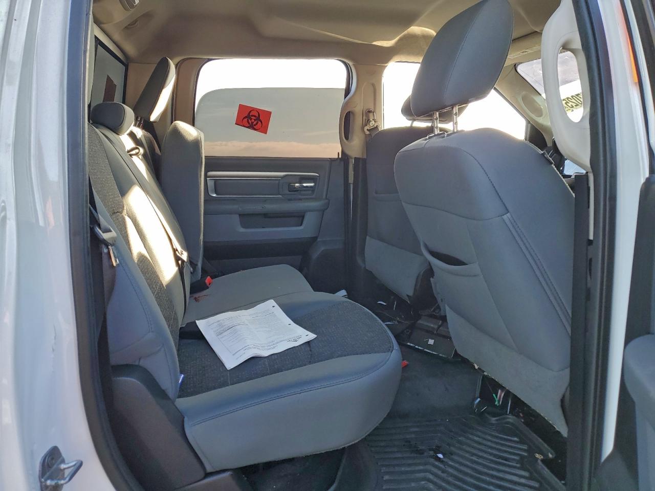 2014 Ram All models VIN 3C6UR5DLXEG160602 photo 10