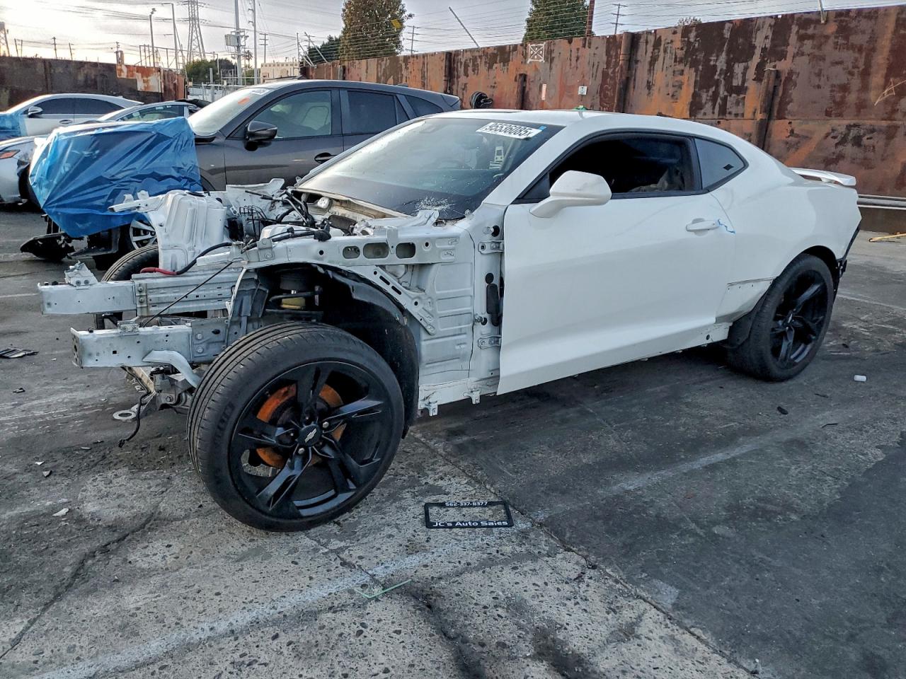 2019 Chev Camaro VIN 1G1FH1R76K0149338 photo 1