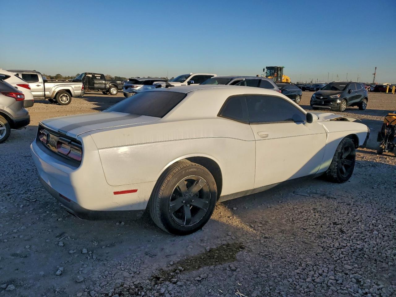 2015 Dodge Challenger VIN 2C3CDZAG7FH708594 photo 3