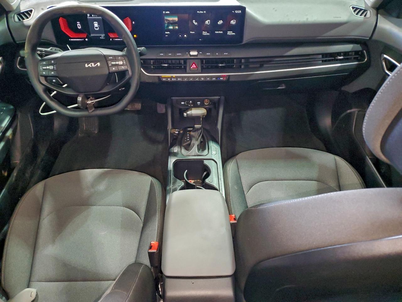 2025 Kia All other VIN 3KPFT4DE2SE164441 photo 8