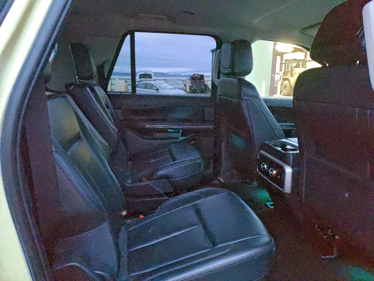 2023 Ford Expedition VIN 1FMJK1J83PEA05937 photo 11