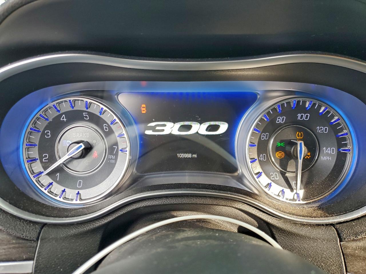 2016 Chrysler 300 VIN 2C3CCAAG6GH295590 photo 9