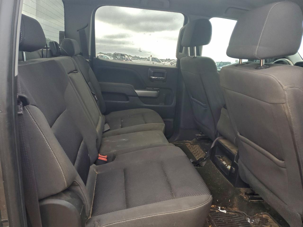 2017 Chevrolet All models VIN 3GCUKREC2HG504057 photo 10