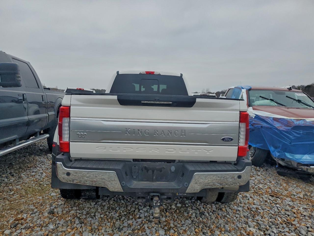 2019 Ford F450 VIN 1FT8W4DT1KEF39827 photo 6