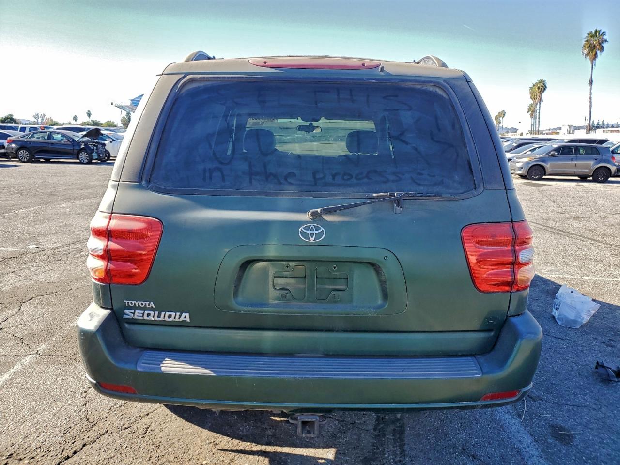 2001 Toyota Sequoia VIN 5TDZT34A61S033215 photo 6