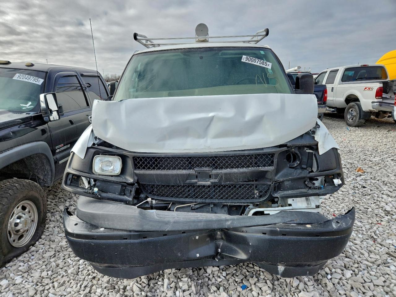 2017 Chev Express VIN 1GCWGAFG4H1135195 photo 5