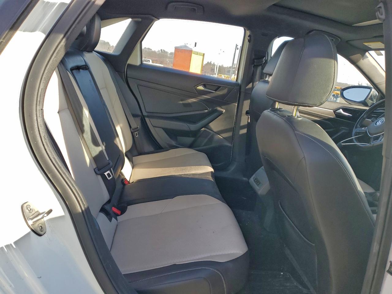 2020 Volkswagen Jetta VIN 3VWC57BU9LM079013 photo 10