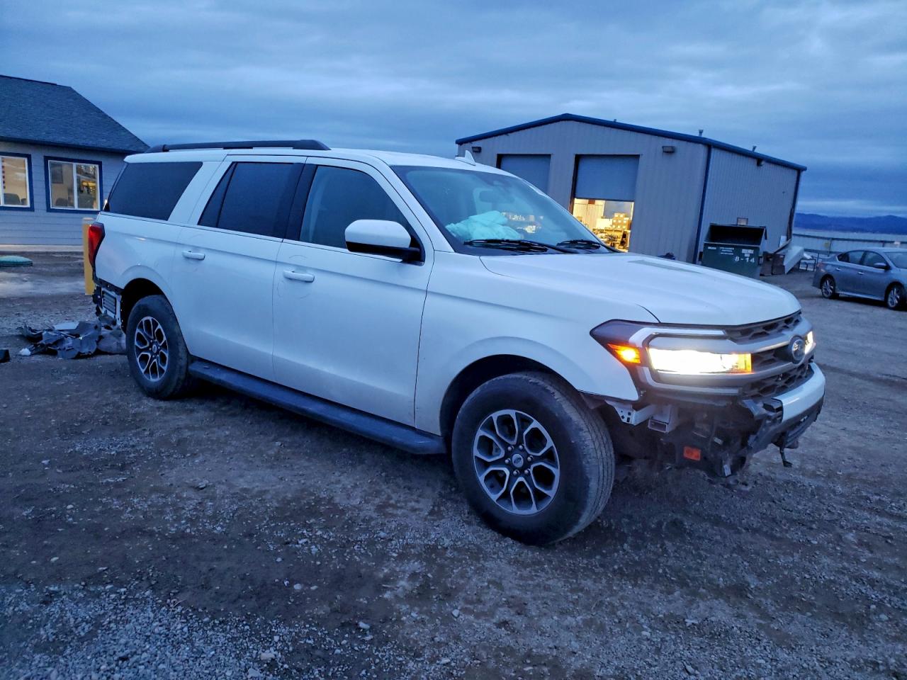 2023 Ford Expedition VIN 1FMJK1J83PEA05937 photo 4