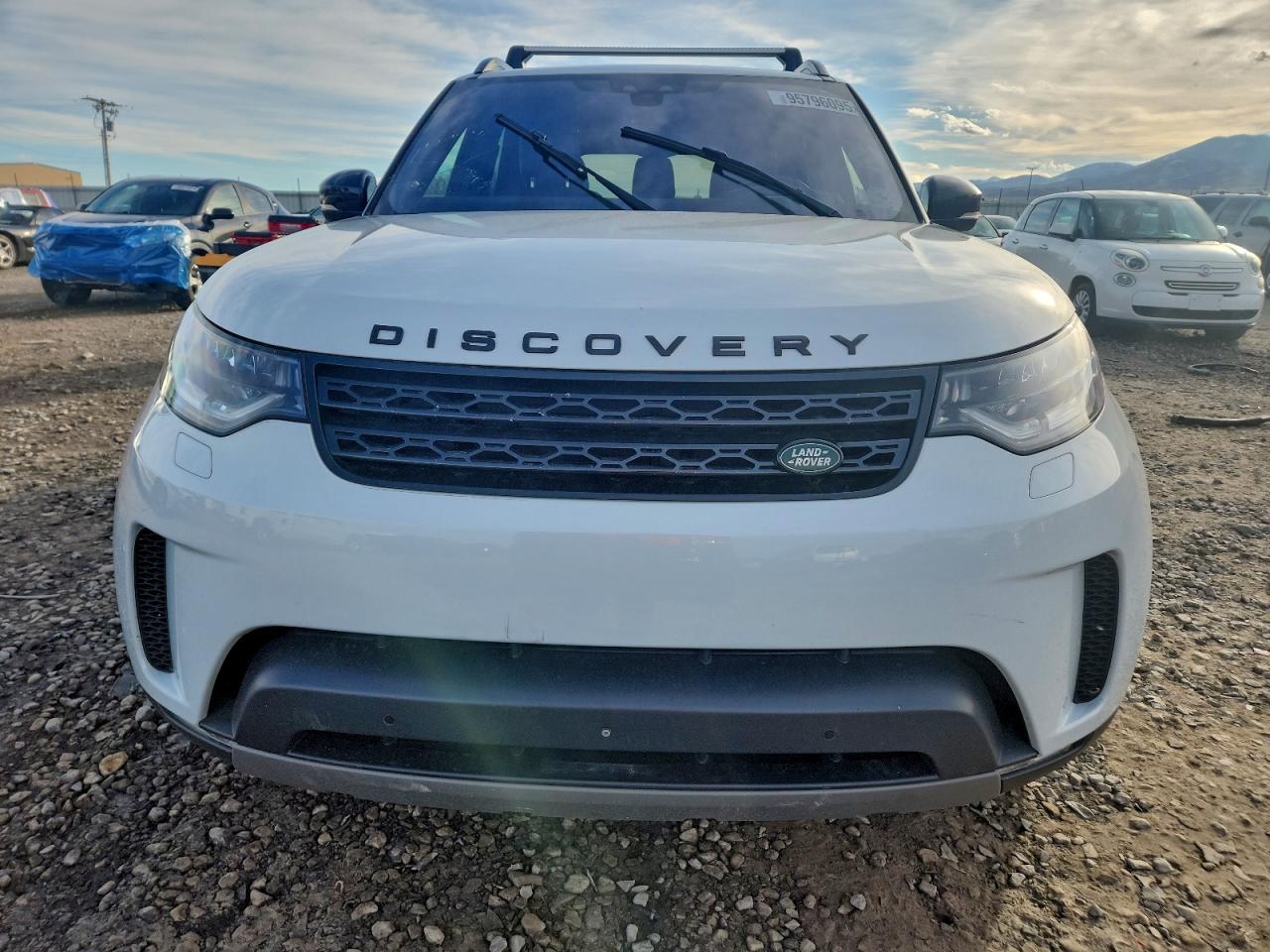 2017 LAND Discovery VIN SALRHBBV6HA040361 photo 5
