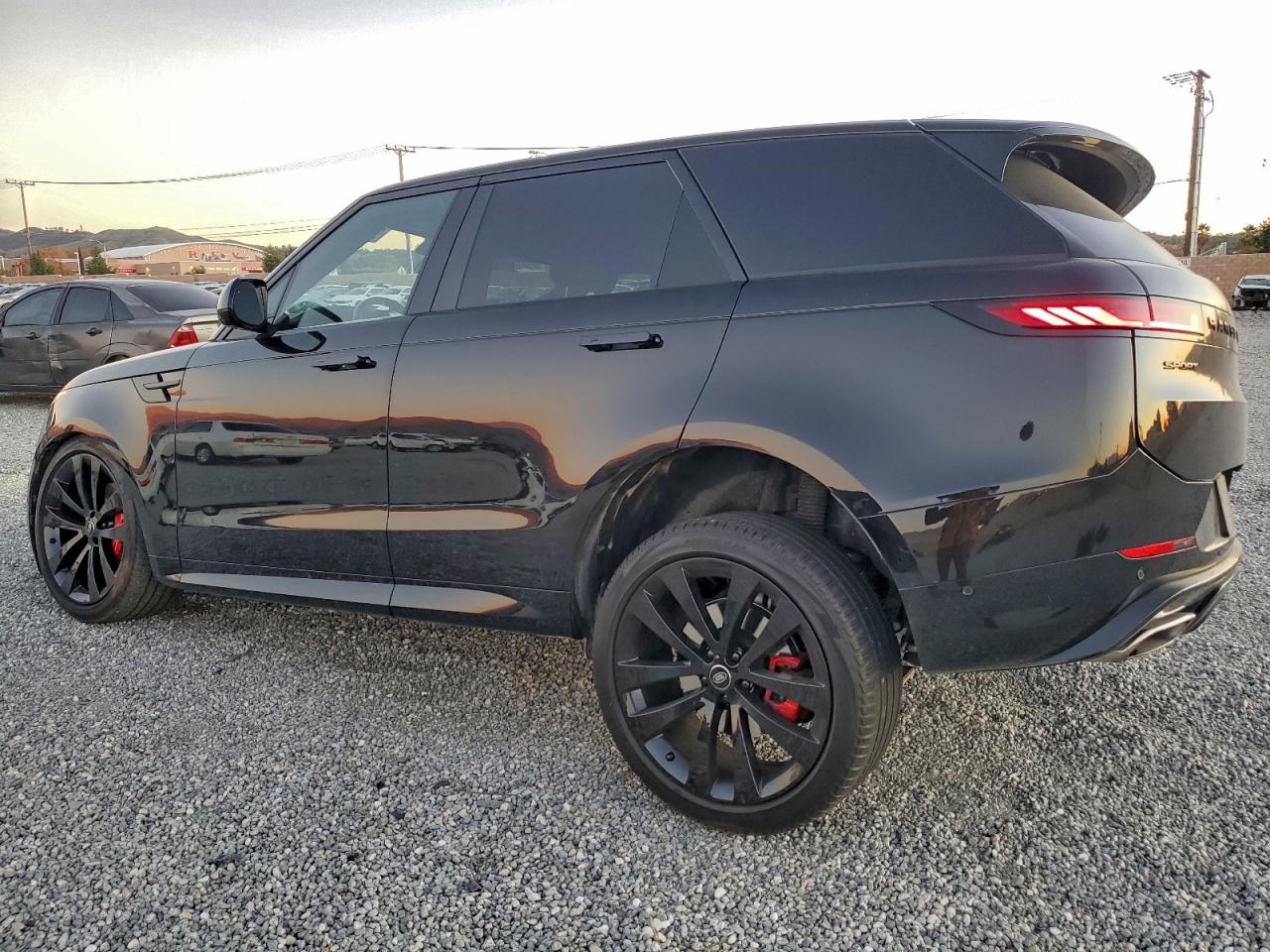 2024 Land Rangerover VIN SAL1L9FU6RA419027 photo 2
