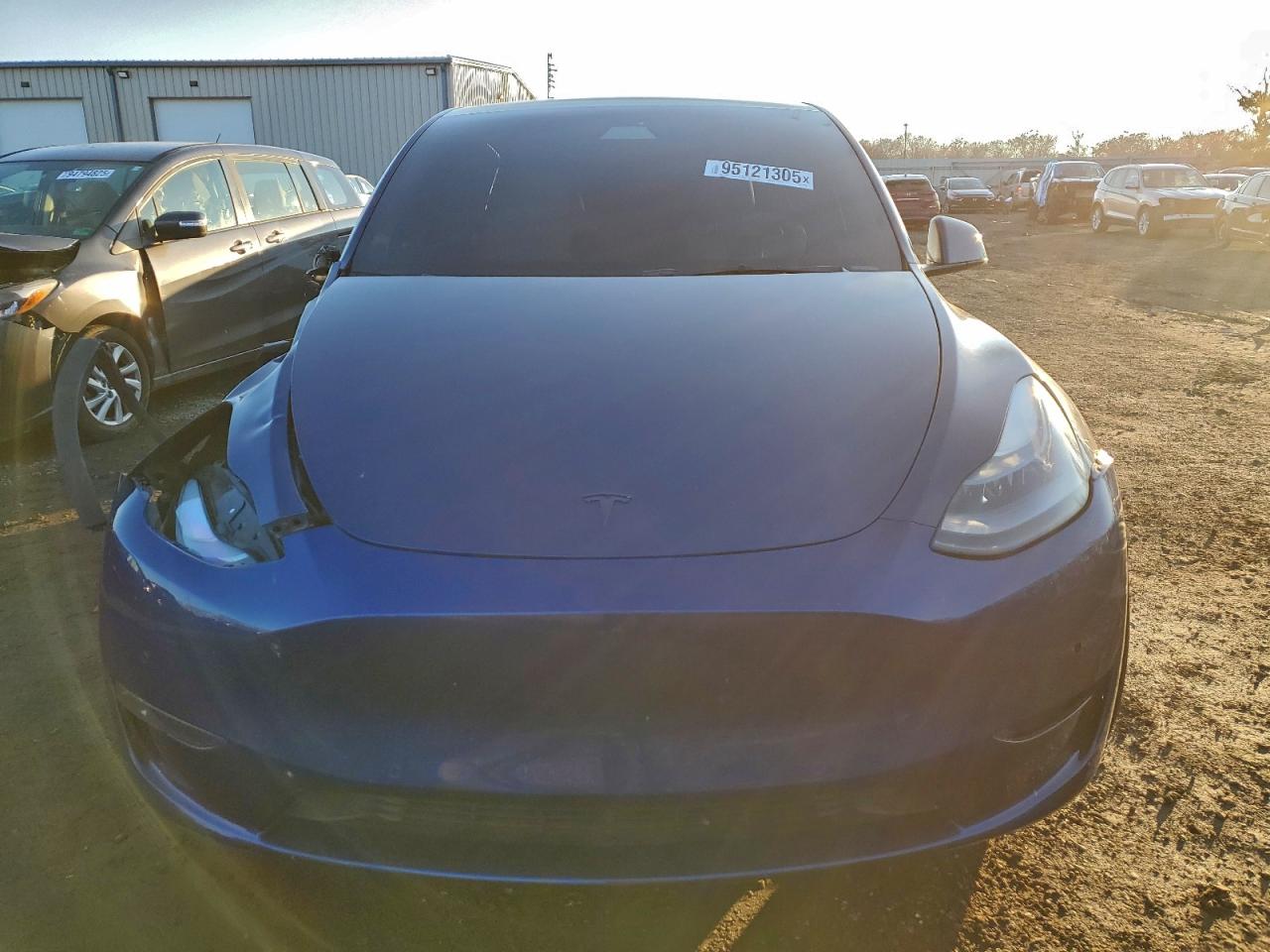 2021 Model y VIN 5YJYGDEF5MF209390 photo 5