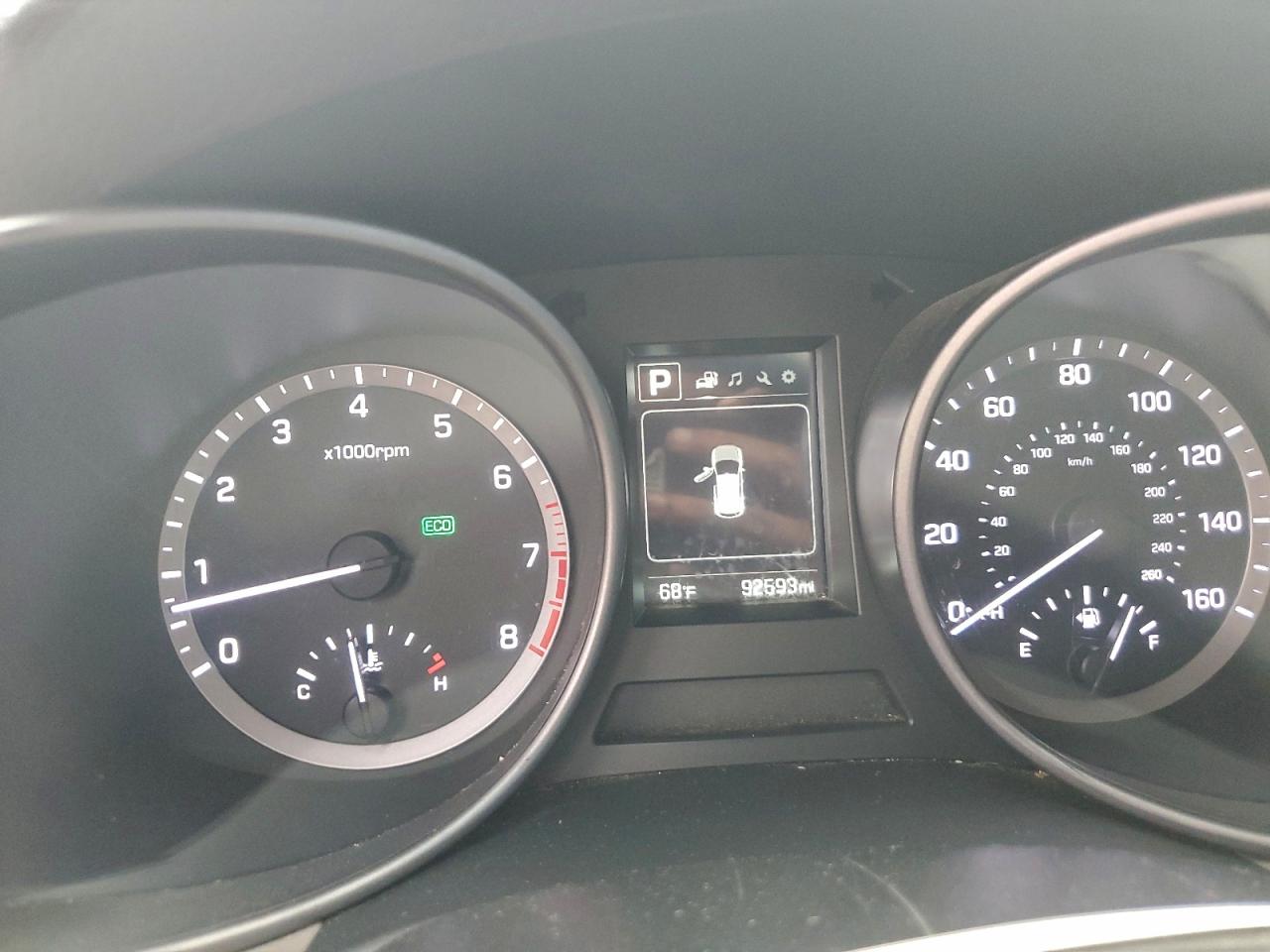 2018 Hyundai Santa fe VIN 5NMZT3LB4JH052679 photo 9