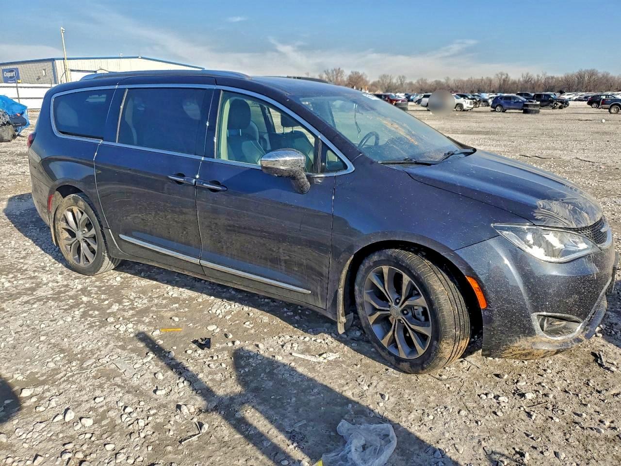2020 Chrysler Pacifica VIN 2C4RC1GG6LR236315 photo 4