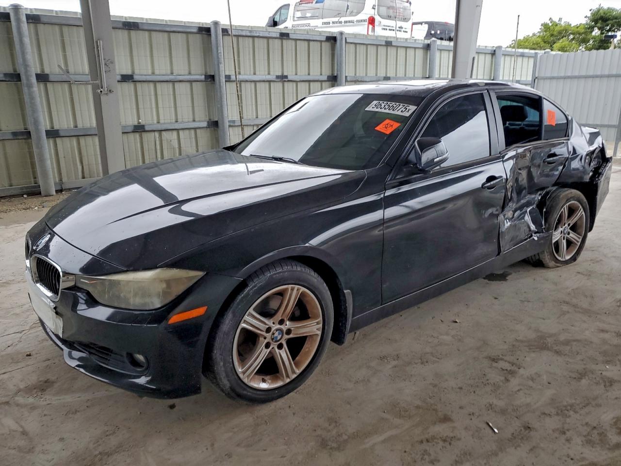 2015 BMW 3 series VIN WBA3B5G50FNS18034 photo 1