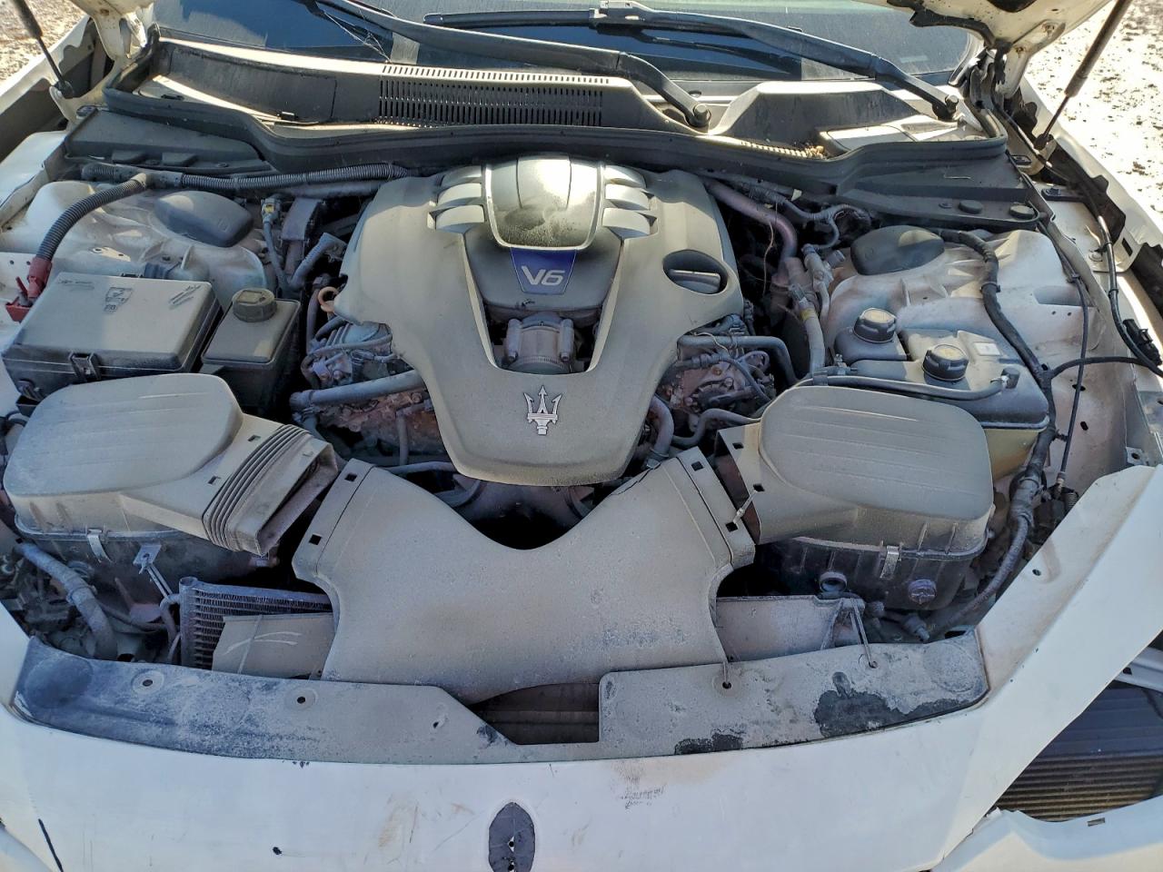 2015 Maserati All models VIN ZAM57RTA1F1154077 photo 11