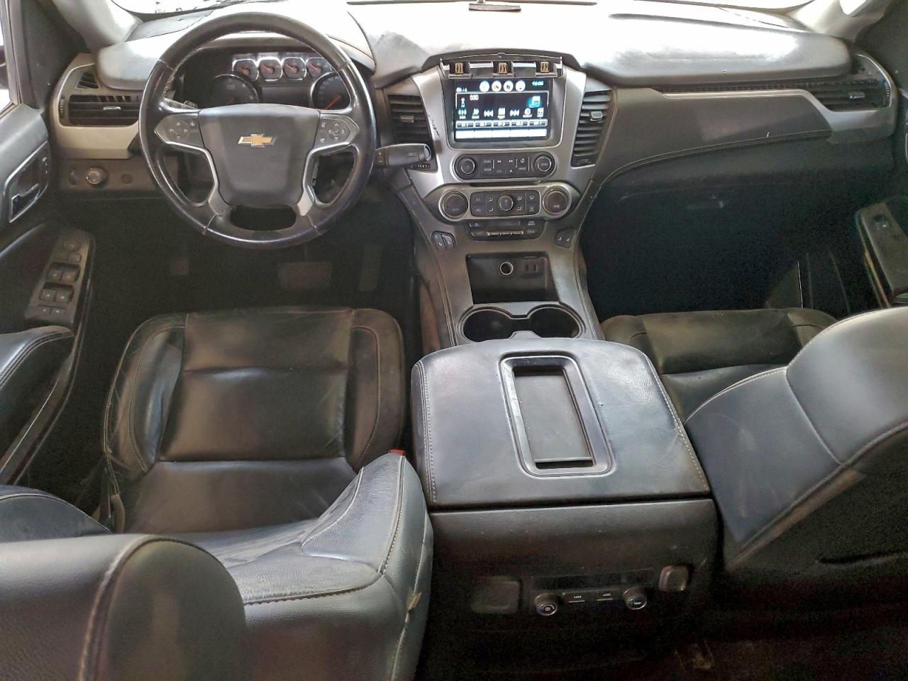 2020 Chevrolet Tahoe VIN 1GNSCBKC0LR182146 photo 8